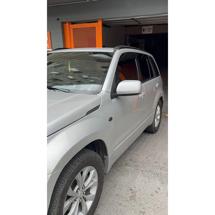  ¡Bota Aguas de Acrílico 2mm plano Negro Brillante a Medida para auto Suzuki grand Vitara y Grand nomade 2005 a 2019  8