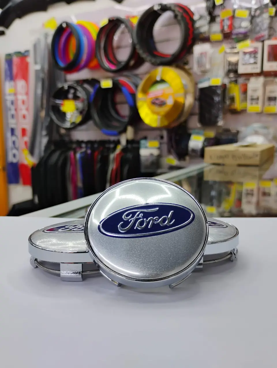Set x4 Tapas para Centro de Llantas Ford gris centro azul 5