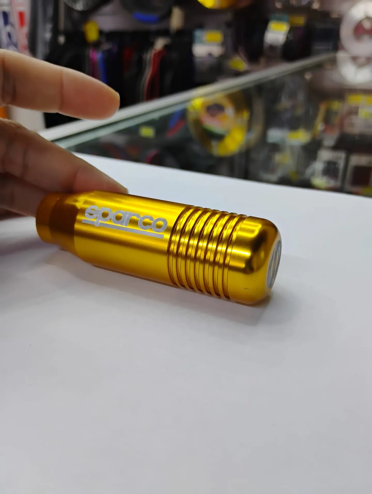 Pomo perilla de cambio metalico 8.5cm Sparco dorado, amarillo 5
