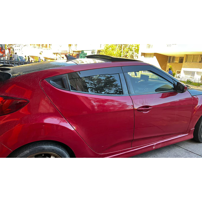 Bota Aguas de Acrílico 2mm plano Negro Brillante a Medida para auto Hyundai Veloster 2012 a 2017 14