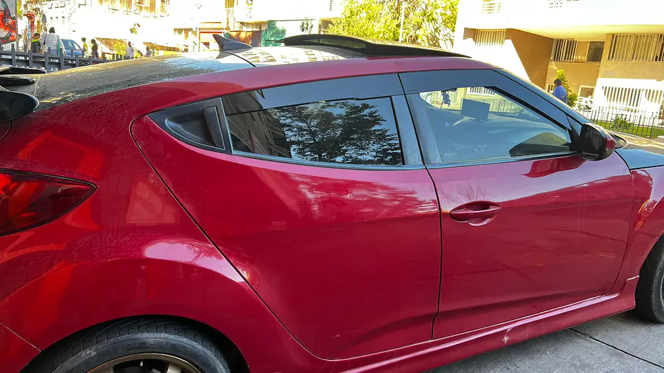Bota Aguas 2mm Negro Brillante - Hyundai Veloster 2012-17 14