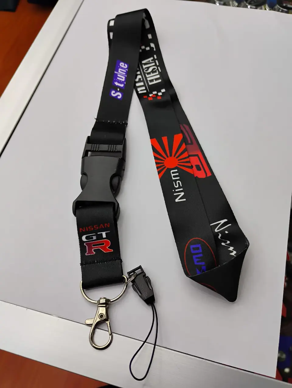 Llavero Lanyard largo colgante tunning porta llaves y credencial nismo 3