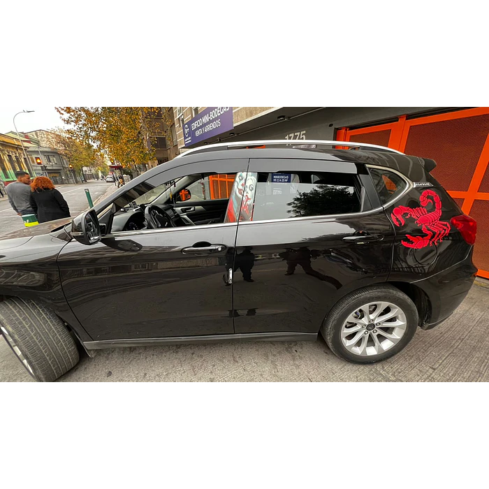 Bota Aguas de Acrílico 2mm plano Negro Brillante Haval H2 2015 al 2021 3
