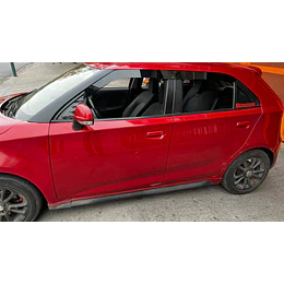 Bota Aguas de Acrílico 2mm plano Negro Brillante Mg3 hatchback 2019 al 2024