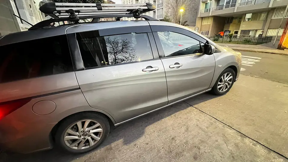Bota Aguas 2mm Negro Brillante - mazda 5 2011 al 2017 2