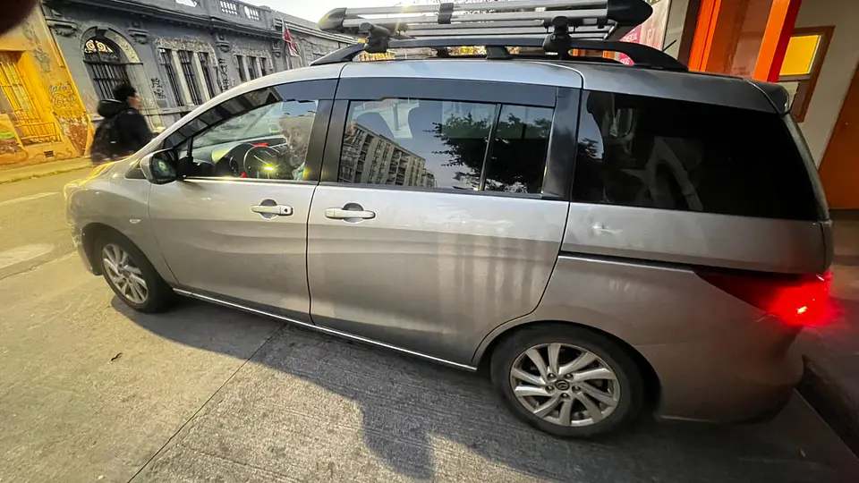 Bota Aguas 2mm Negro Brillante - mazda 5 2011 al 2017 3