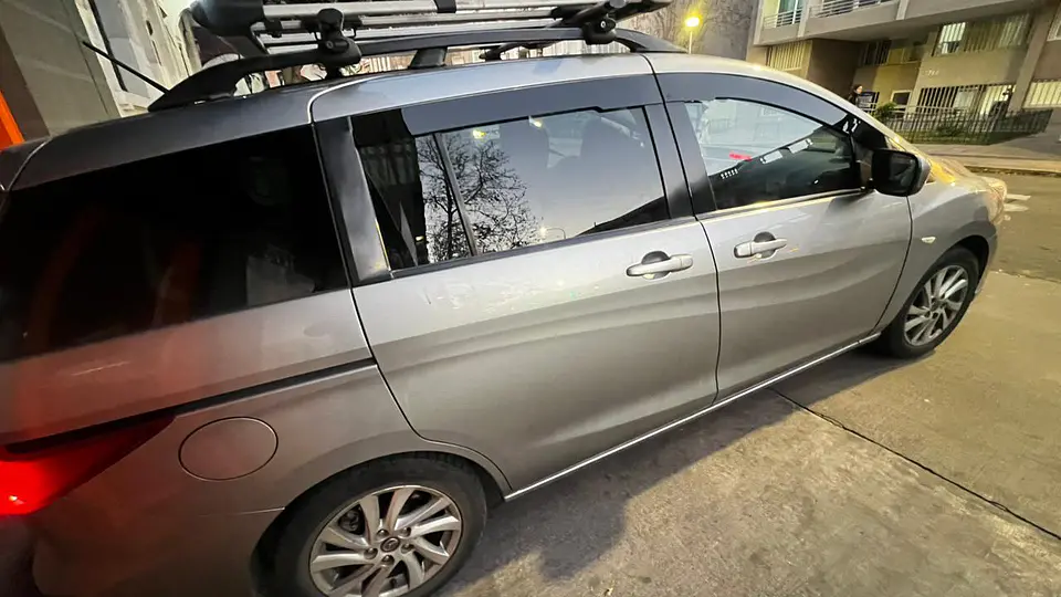 Bota Aguas 2mm Negro Brillante - mazda 5 2011 al 2017 5