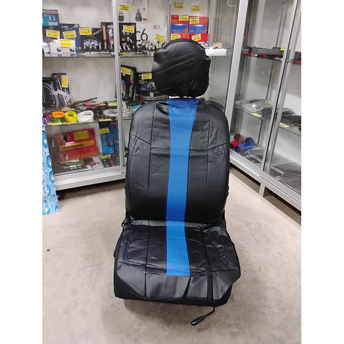 *fundas cubre asientos* en ecocuero negro con franja azul  1