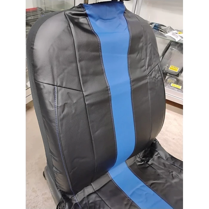 *fundas cubre asientos* en ecocuero negro con franja azul  8