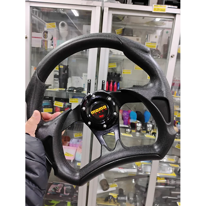 Volante de auto tipo D universal Tunning deportivo momo con botón de bocina centro negro 4