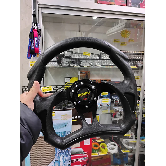 Volante de auto tipo D universal Tunning deportivo momo con botón de bocina centro negro 5