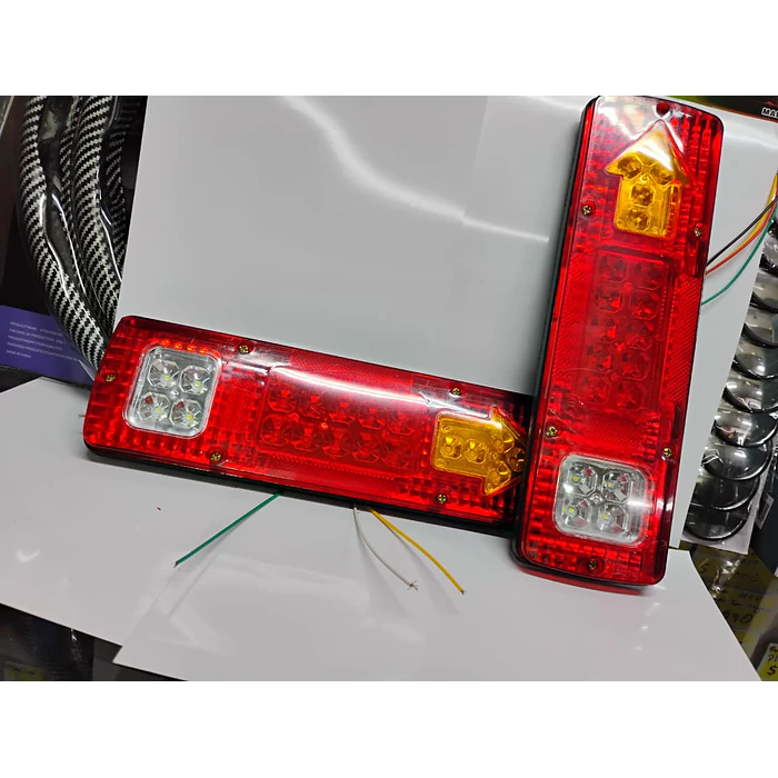 Par de focos led traseros 24V para Camiones CARRO DE ARRASTRE  6