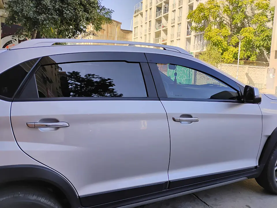 Bota aguas - 2mm Negro Brillante - Chery tiggo 2, 2 pro, 2 pro Max 3