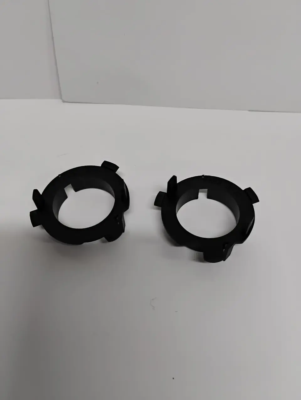 Par Adaptador De Ampolletas Led Para Autos H7 9