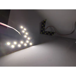Luz Led Flecha Para Espejo Retrovisor 12V 14 SMD Universal