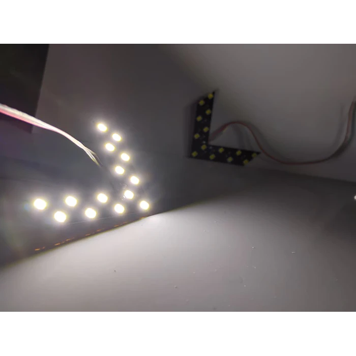 Luz Led Flecha Para Espejo Retrovisor 12V 14 SMD Universal 1