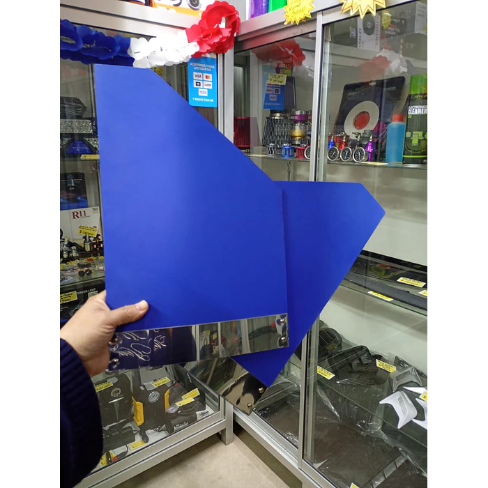 JUEGO DE 2 GUARDABARROS / FALDONES LATERALES AZULES PARA AUTOS  6