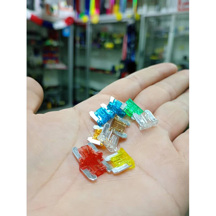 Juego de fusibles en blister de tamaño - micro patas cortas 1