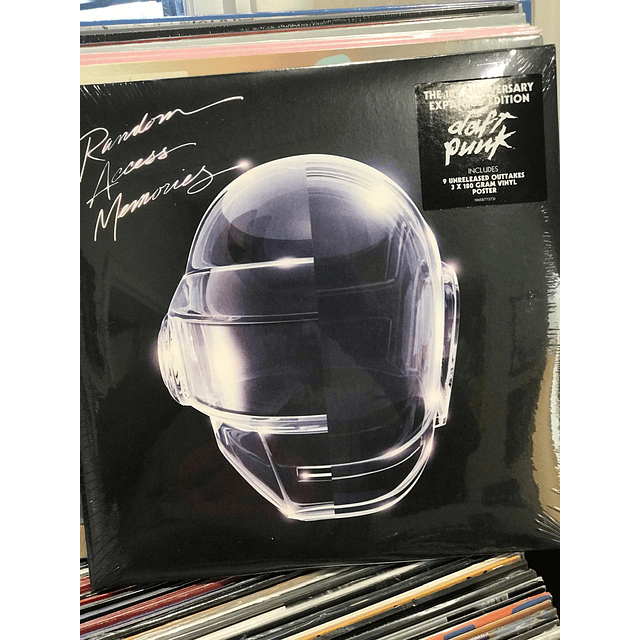 DAFT PUNK RANDOM ACCESS MEMORIES
