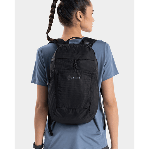 Mochila Ultralight Lakfe 15L Black Gnomo