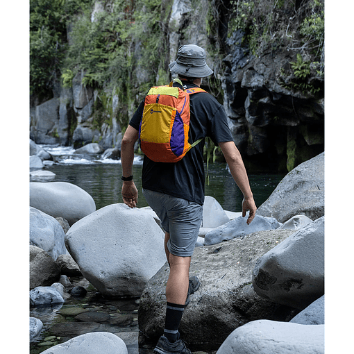 Mochila Ultralight Lakfe 15L Multicolor Gnomo