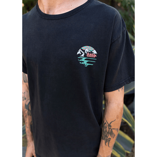 Polera Kaya Unite Escape Negra