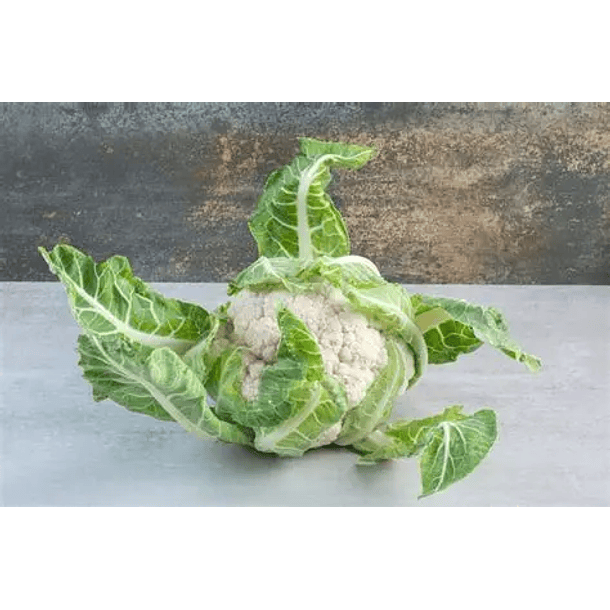 COUVE FLOR COM FOLHAS