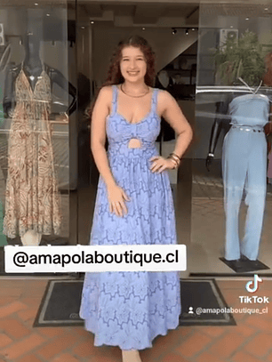 Vestido Bordado Celeste