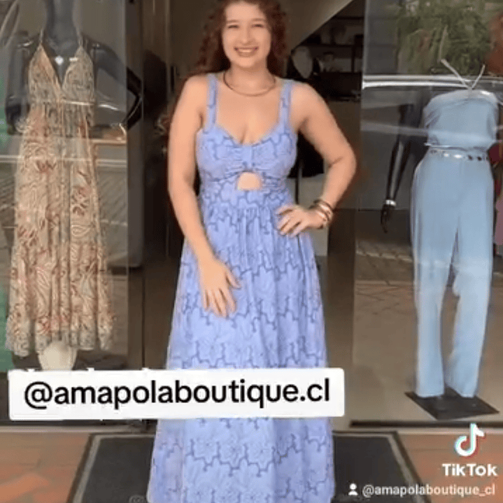 Vestido Bordado Celeste 1