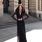 Vestido Nahla Black – Elegancia en Tul con Capucha - Miniatura 4