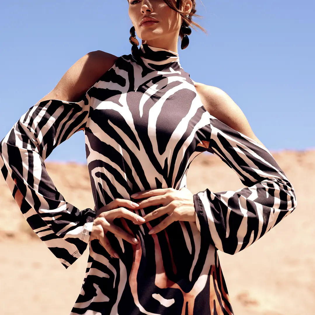 Vestido Salar Desierto: Exclusividad en Cada Movimiento 4