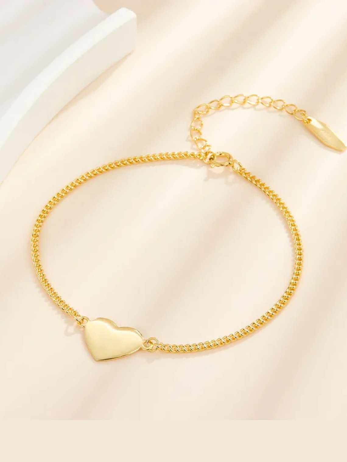 Pulsera Minimal Corazón 2