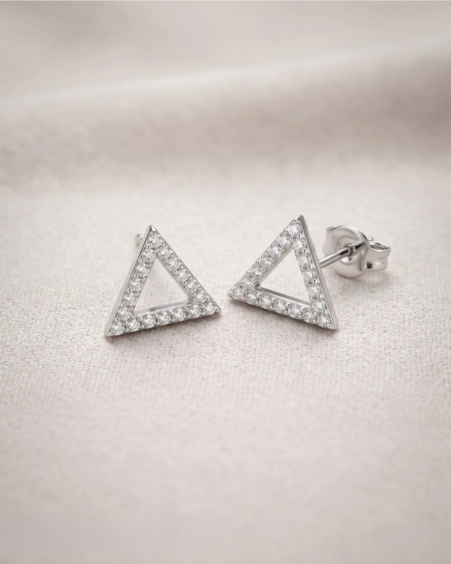 Aretes Triángulo Pavé 1