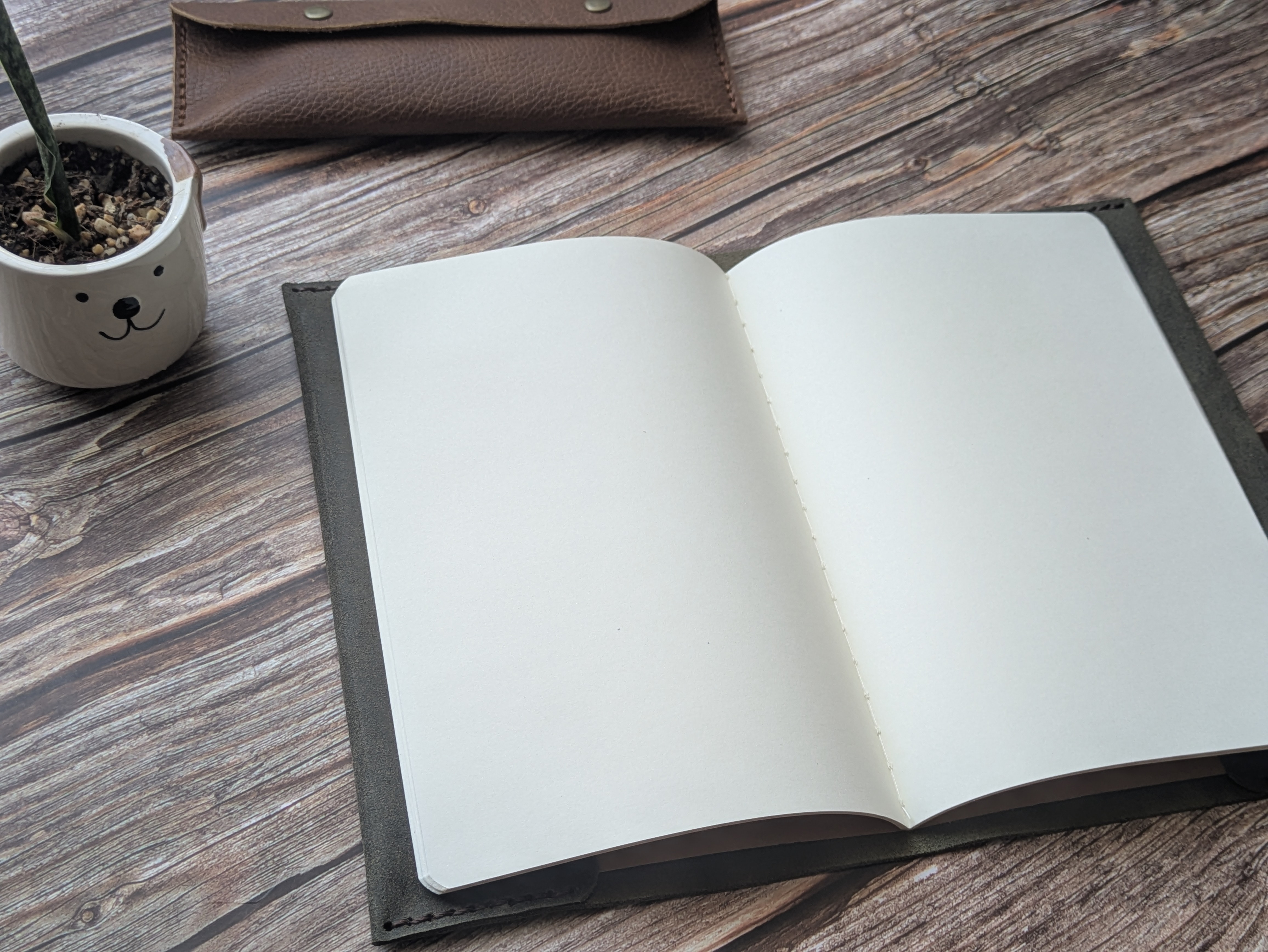 Bitácora recargable cierre hebilla color Musgo 2