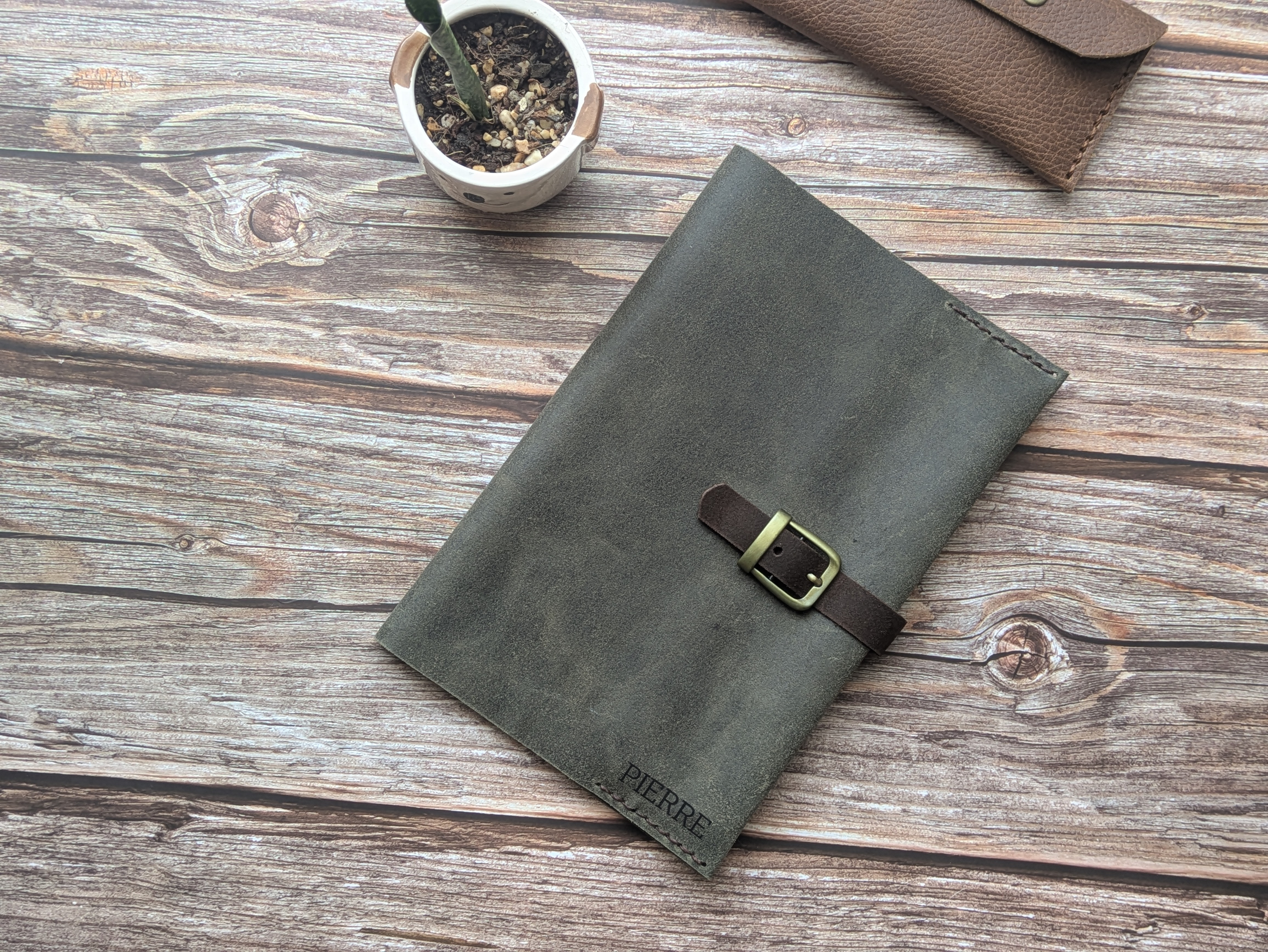 Bitácora recargable cierre hebilla color Musgo 3