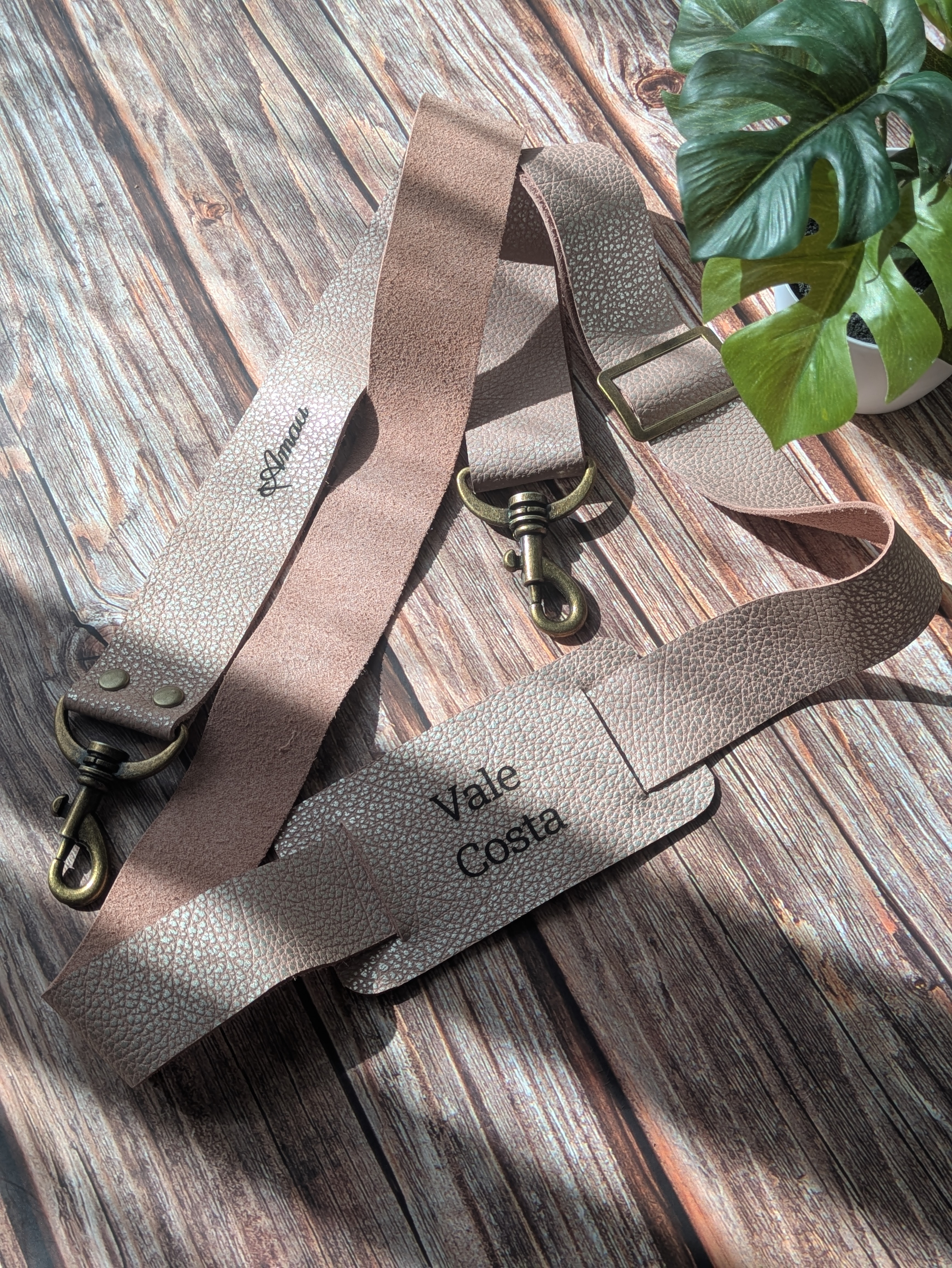 Correa para cámara fotográfica ETM Color Rosa Plata 16