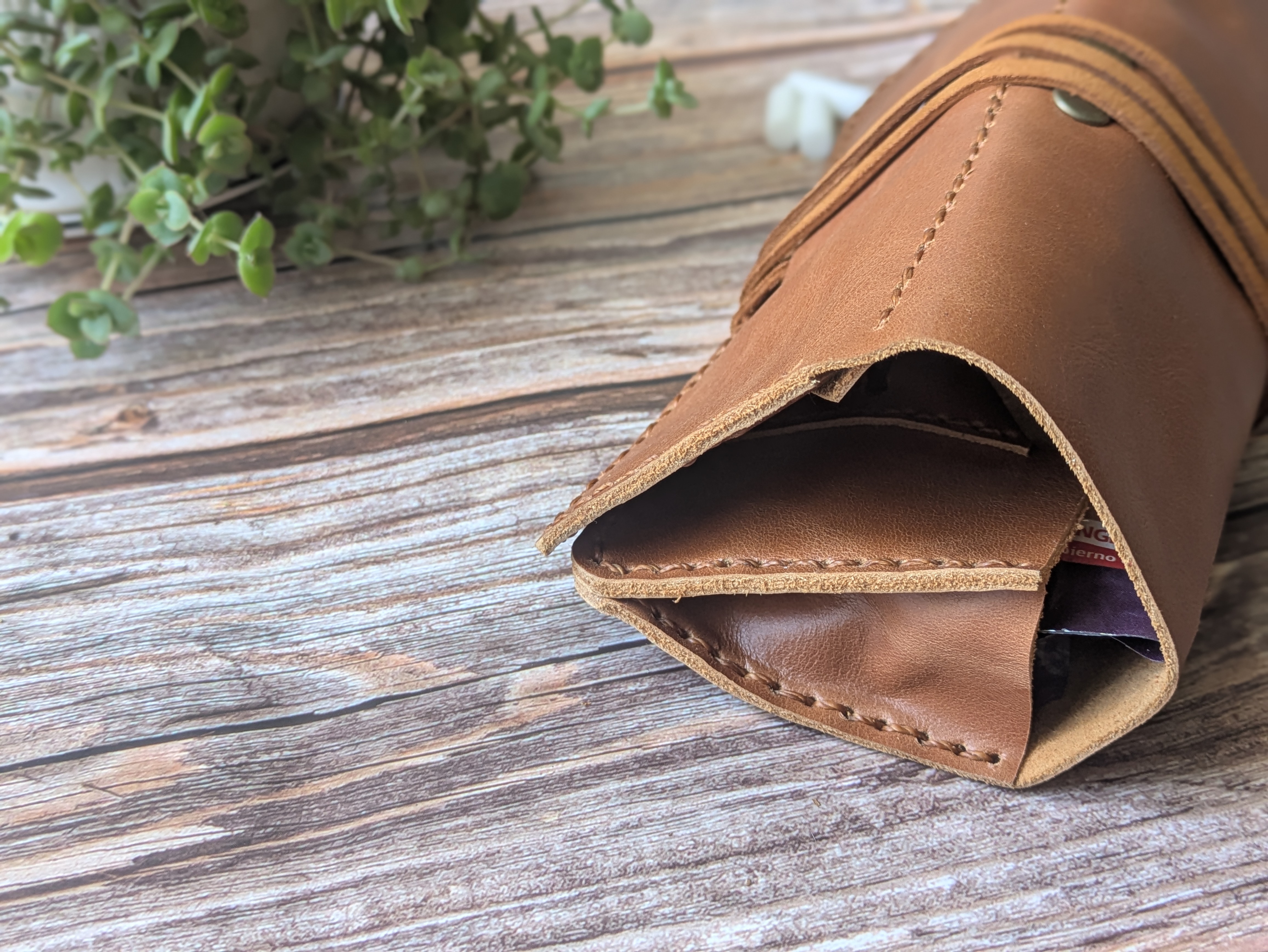 Tabaquera de cuero color Caramelo 8