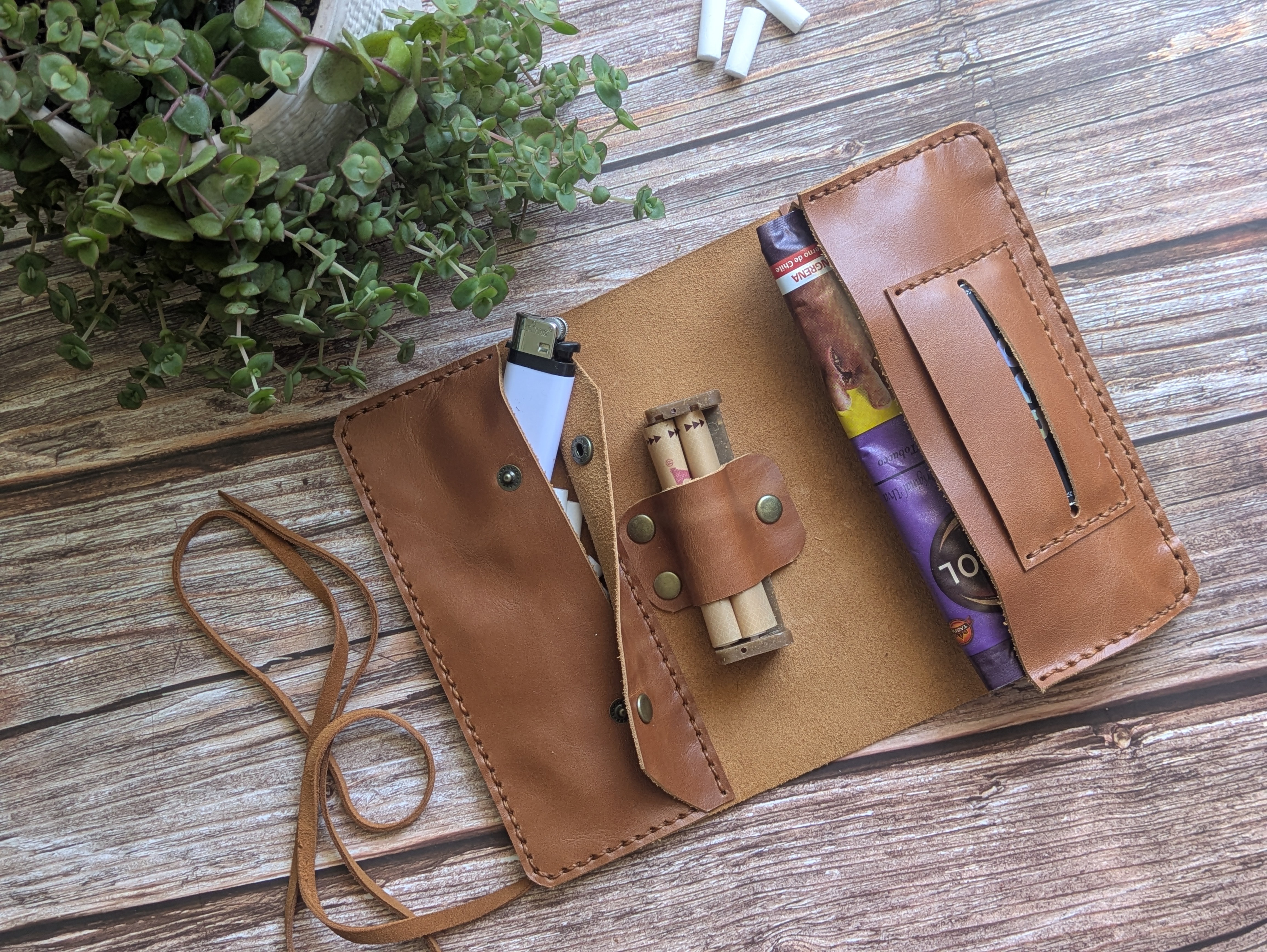 Tabaquera de cuero color Caramelo 1