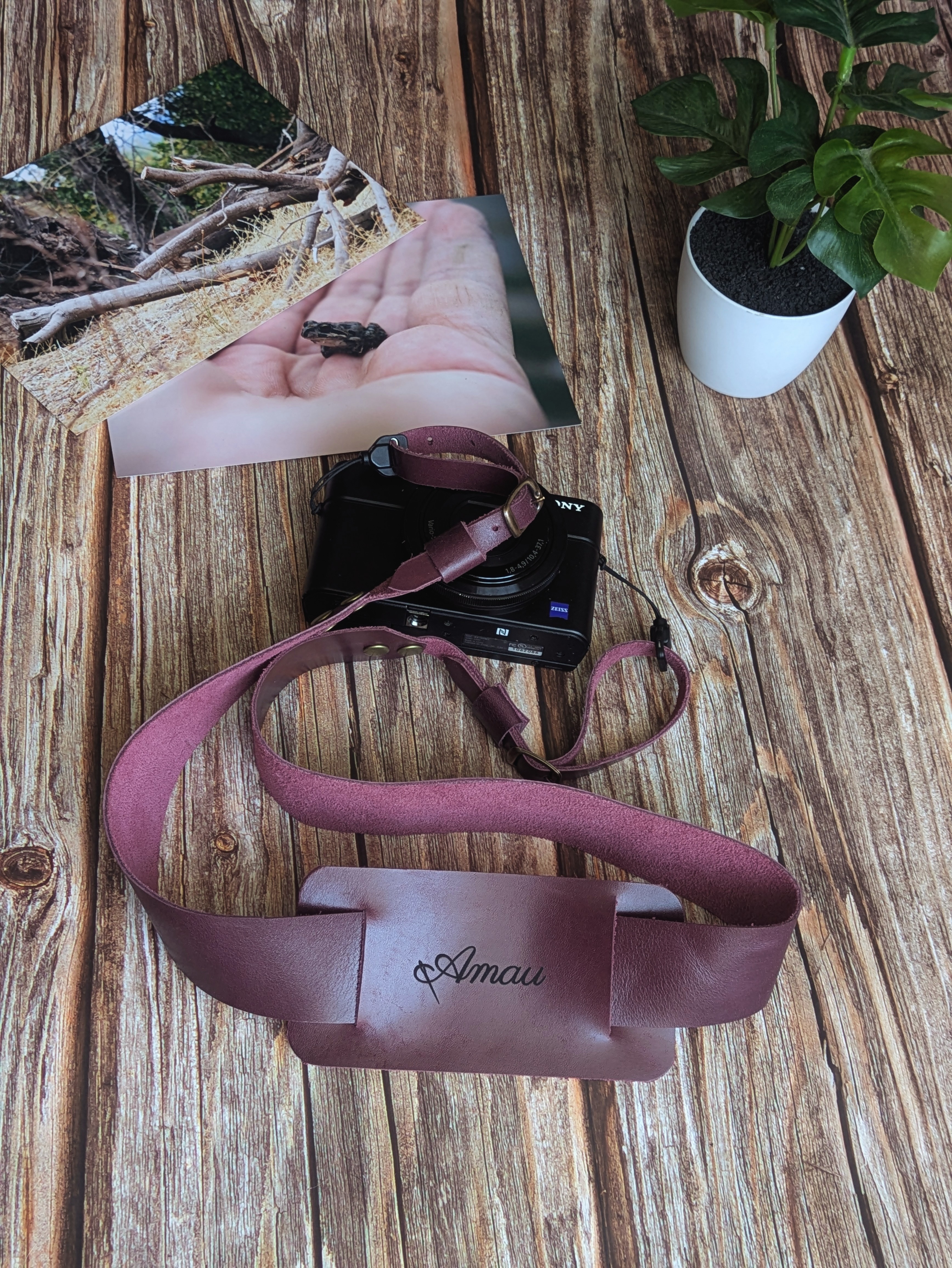 Correa para cámara fotográfica ETC cuero color Uva 5