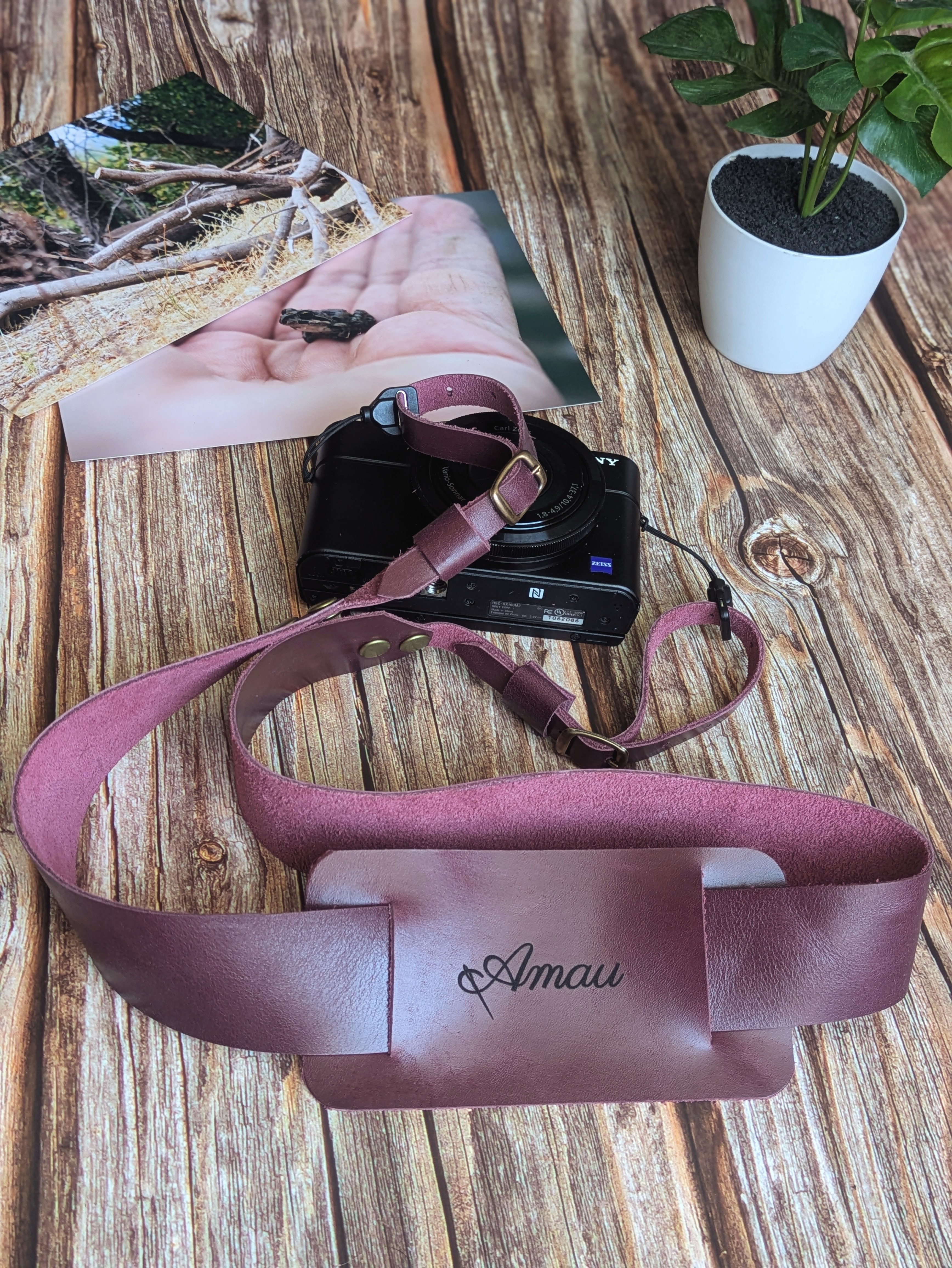 Correa para cámara fotográfica ETC cuero color Uva 8