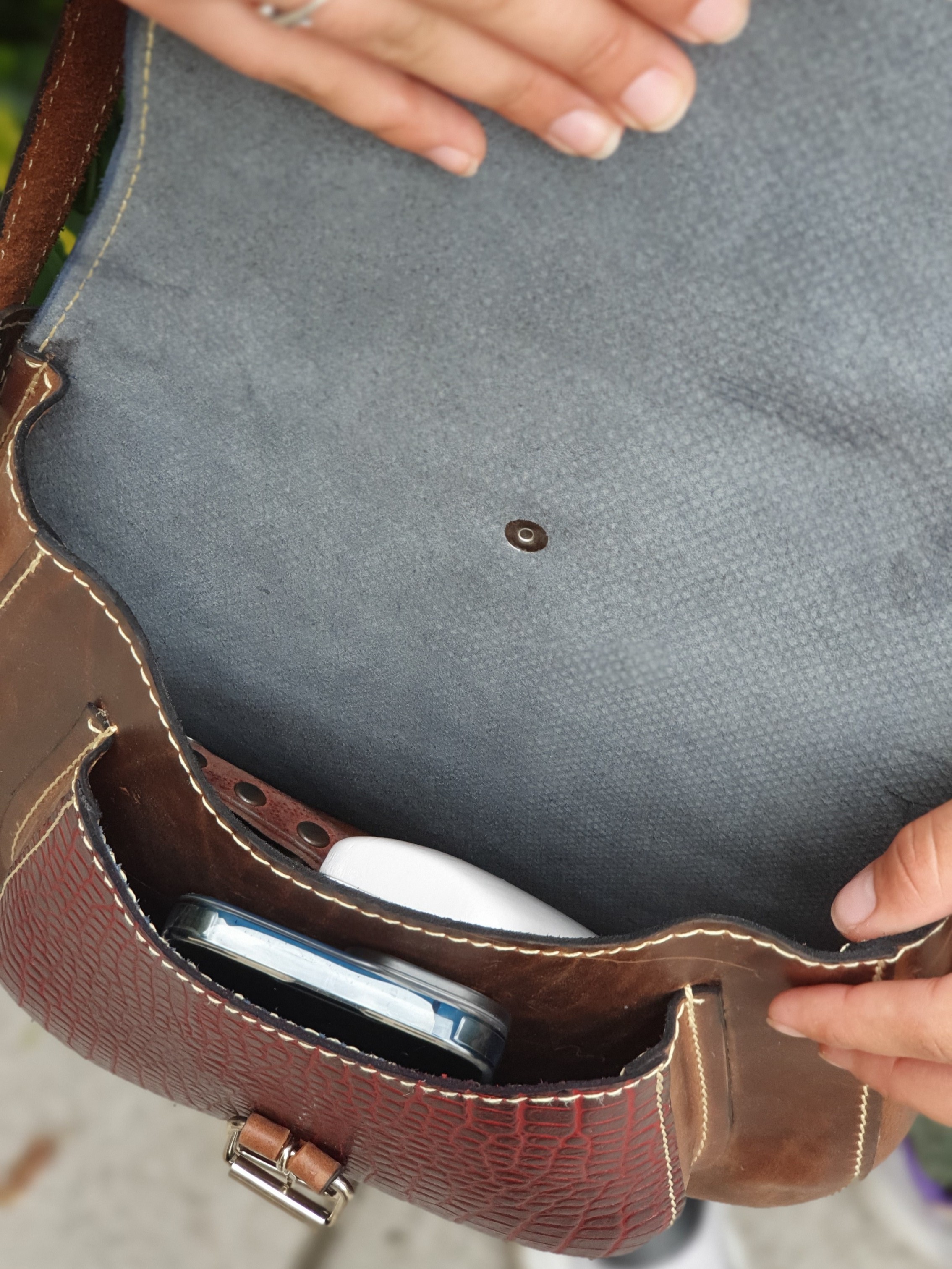 Bolso de cuero Matuasto 11