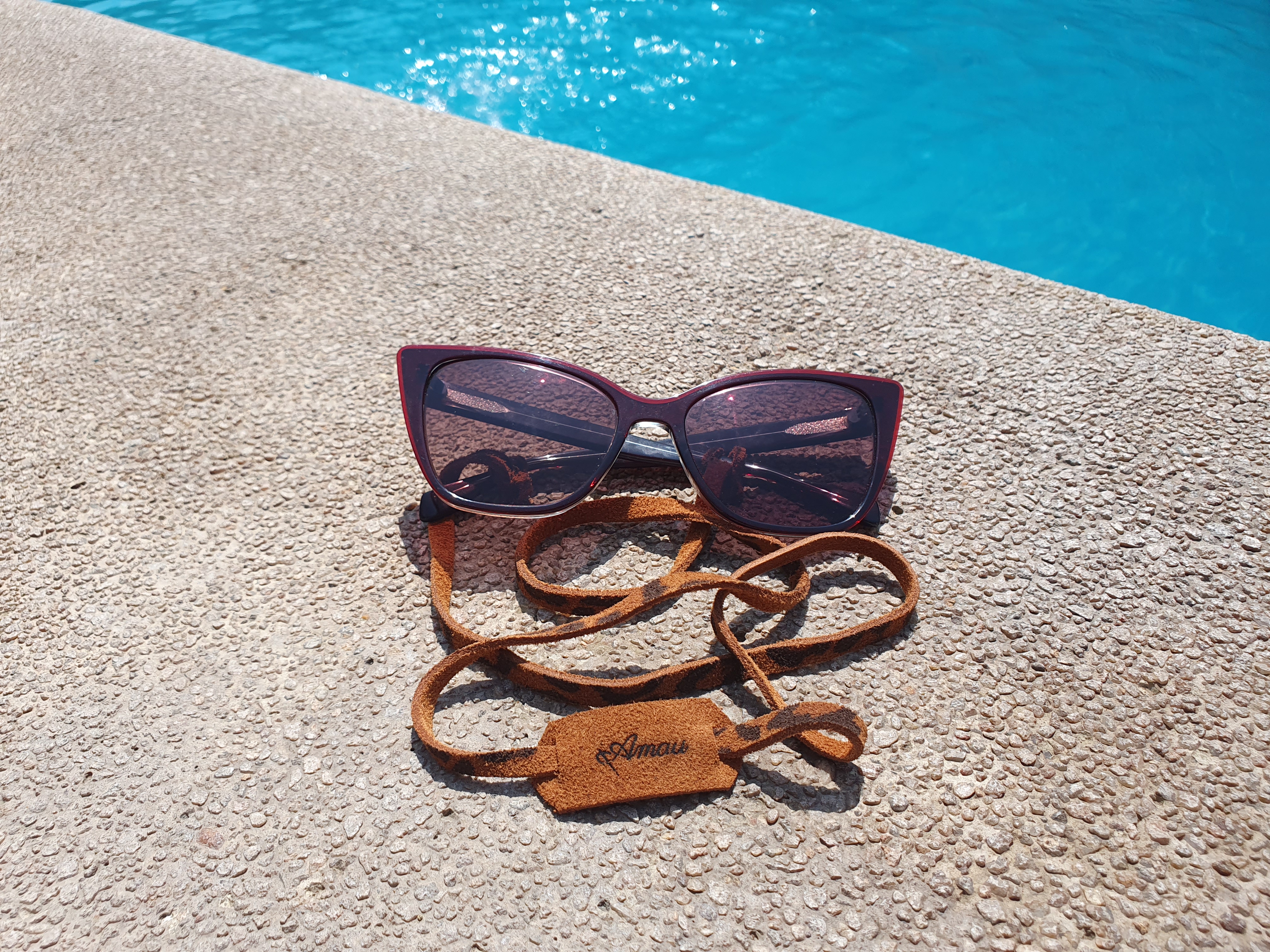 Correa de cuero para lentes ópticos o de sol  color Leopardo Tabaco 2