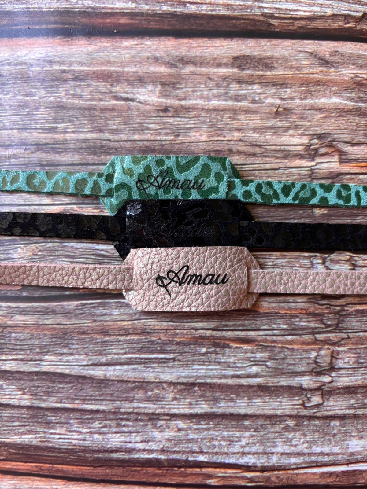 20% DCTO/Pack 3 straps de cuero para lentes 14