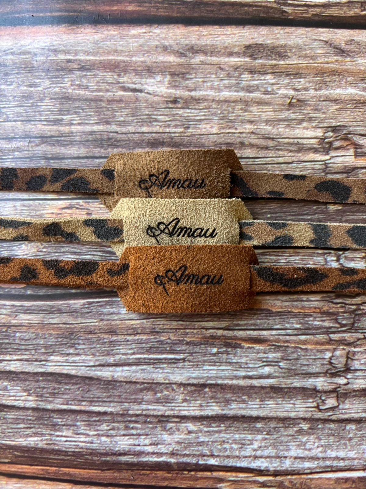 20% DCTO/Pack 3 straps de cuero para lentes 25