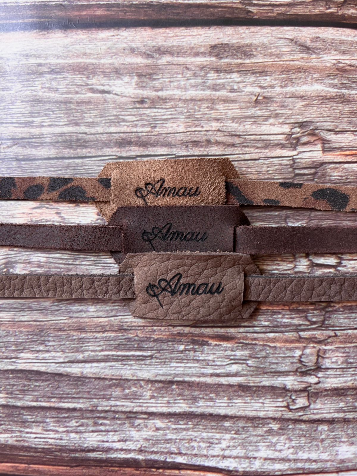 20% DCTO/Pack 3 straps de cuero para lentes 26