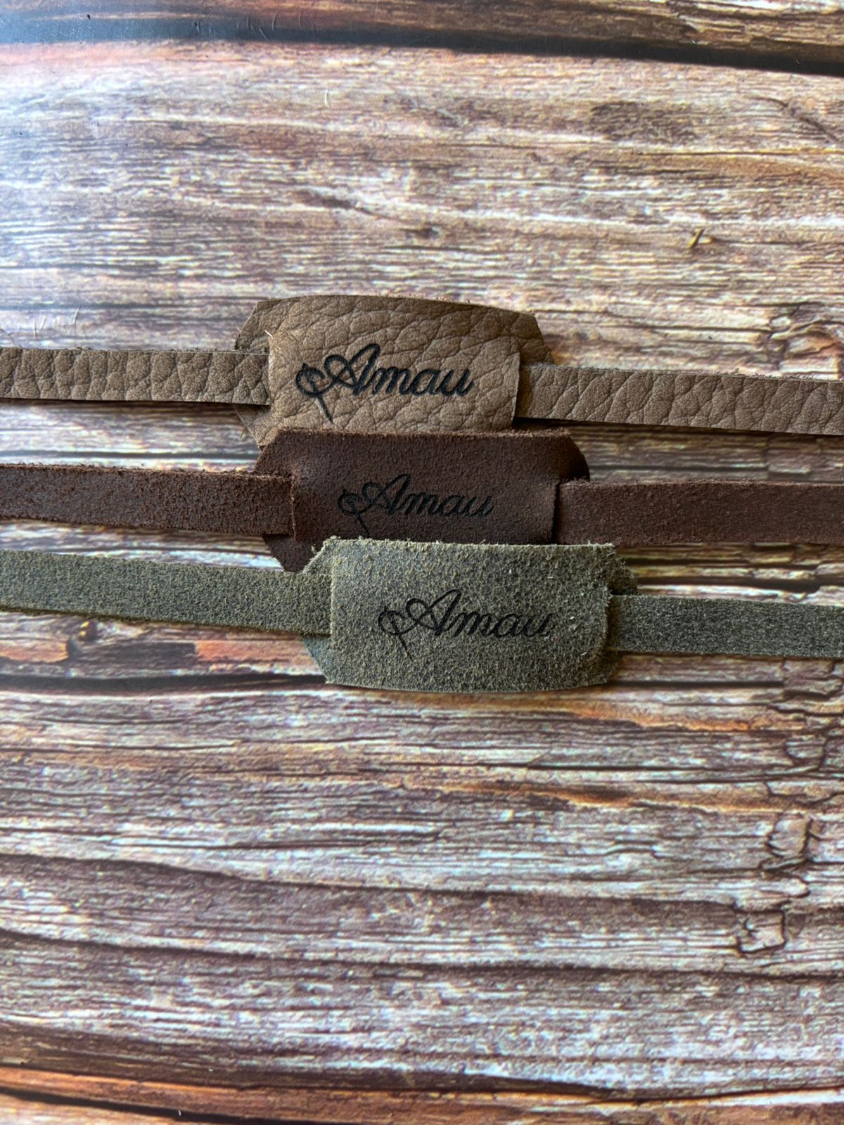 20% DCTO/Pack 3 straps de cuero para lentes 28