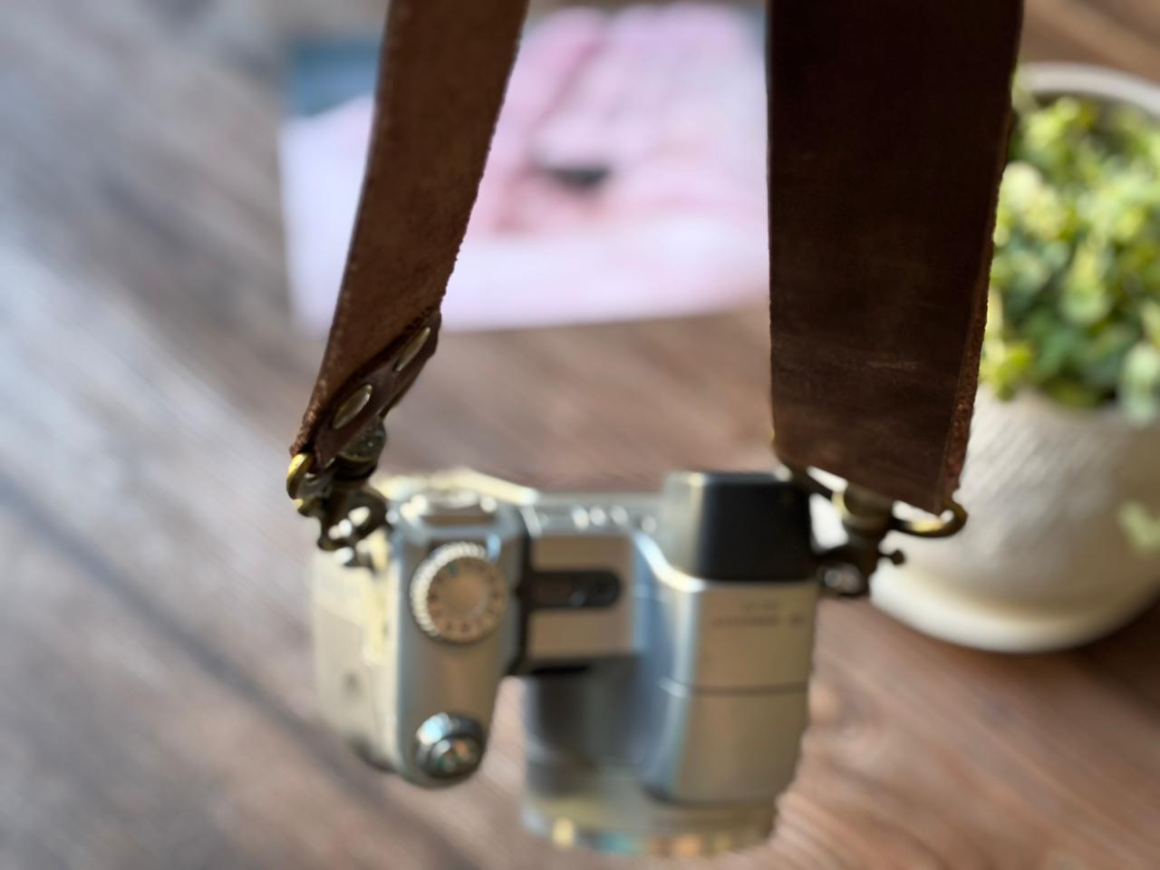 Strap de cuero para cámara fotográfica ETM color Chocolate 5