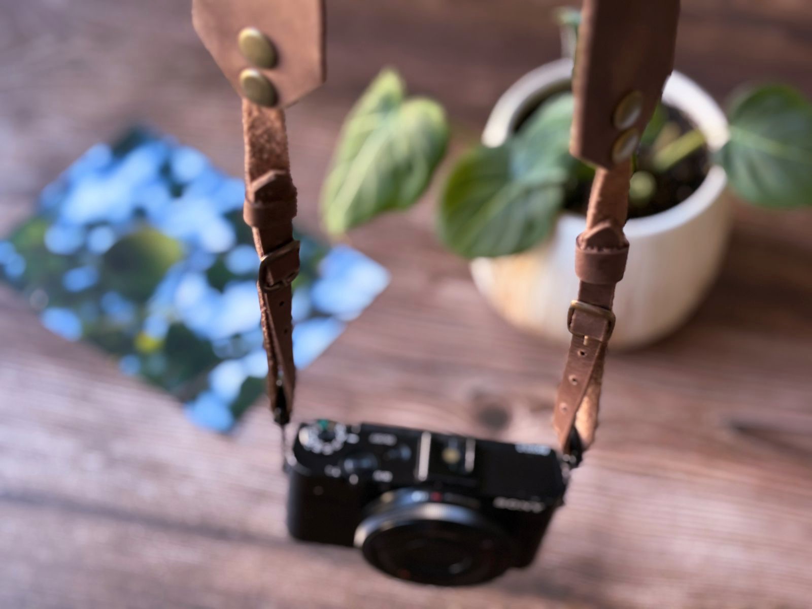 Correa de cuero para cámara fotográfica ETC color Chocolate 2