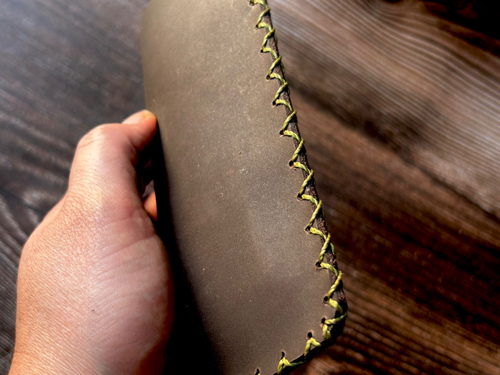 Funda de cuero para lentes ópticos color Café Moro 3