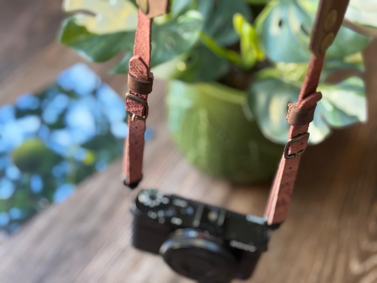 Correa de cuero para cámara fotográfica ETC color Café Rosa  5